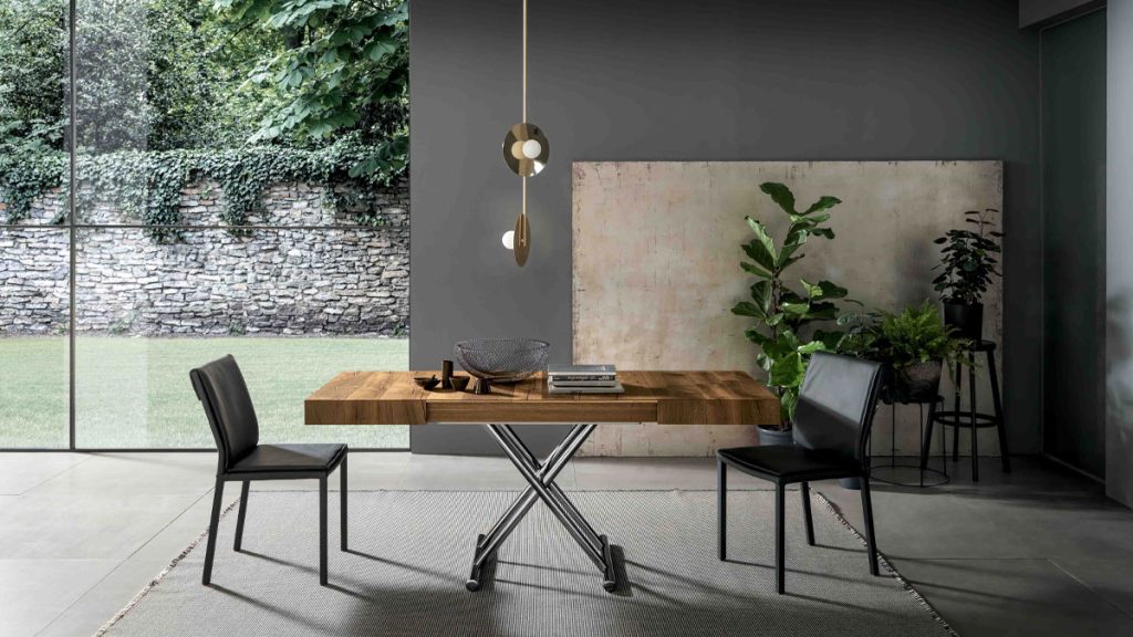 Polyvalent et raffiné : Table basse transformable en table à manger