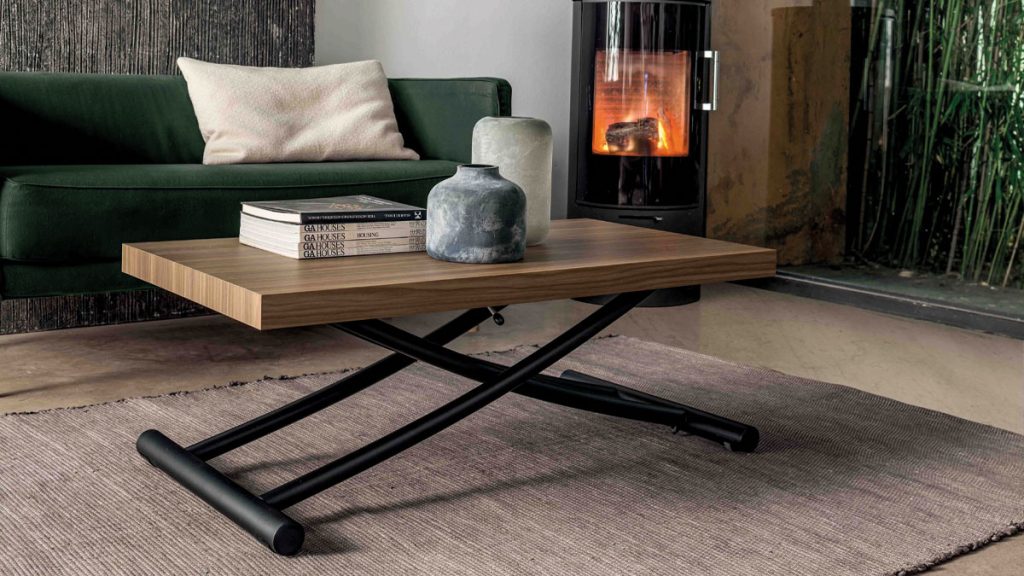 Polyvalent et raffiné : Table basse transformable en table à manger