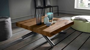 Versatile e Raffinato: Tavolino Trasformabile in Tavolo da Pranzo