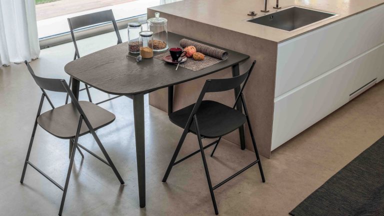 Quality and Design: Dining Tables for Every Occasion