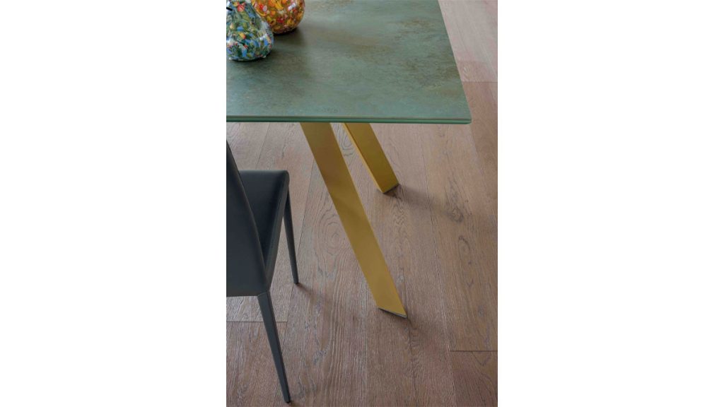 Quality and Design: Dining Tables for Every Occasion
