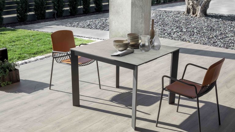 Tavolo Outdoor: Ideali per Ogni Stagione